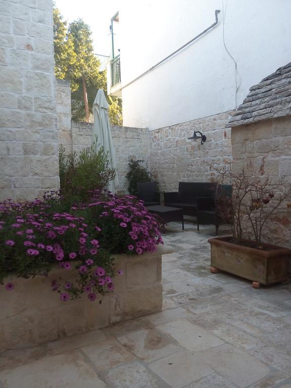 Alberobello Casa Vacanze - Pathos Tra I Trulli Villa Exterior photo