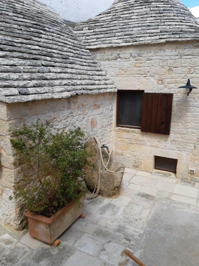 Alberobello Casa Vacanze - Pathos Tra I Trulli Villa Exterior photo
